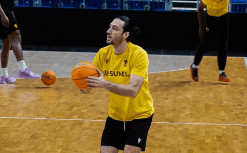 Πρωινή προπόνηση της Βασίλισσας στο Βερολίνο (ΦΩΤΟ)