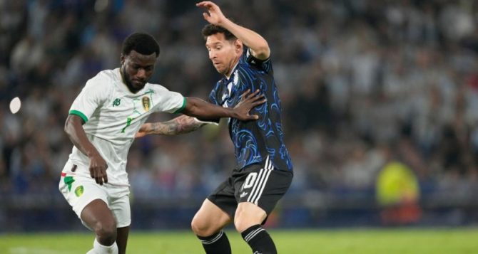 Βασικός ο Κοϊτά στη φιλική ήττα από την Αργεντινή του Μέσι (vid) Βασικός ο Κοϊτά στη φιλική ήττα από την Αργεντινή του Μέσι (vid)