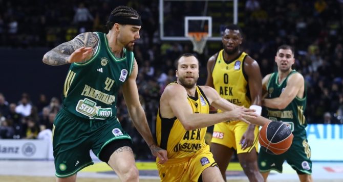 LIVE: ΠΑΟ – ΑΕΚ