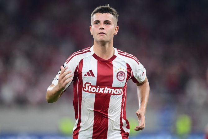 Ατζέντης Μουζακίτη: “Έχει προσελκύσει ενδιαφέρον από τα μεγάλα πρωταθλήματα, αλλά είναι συγκεντρωμένος στο παρόν”