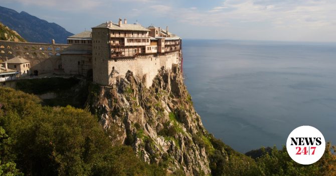 Μπαράζ μετασεισμών στο Άγιο Όρος