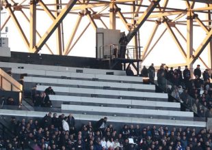 ΠΑΟΚ: Ελεύθεροι οι οκτώ οπαδοί του Δικέφαλου για το επεισόδιο στα δημοσιογραφικά της Τούμπας