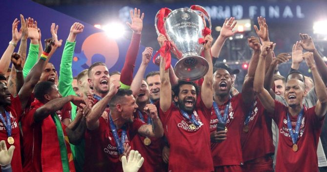 Σαλάχ: Τρέλα για τον “Βασιλιά” – Η Λίβερπουλ πλημμύρισε το λογαριασμό της στο Twitter με τις κούπες του θρύλου της