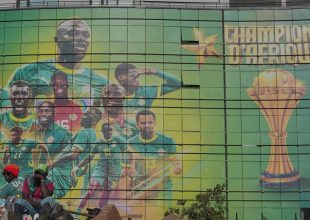 Εθνική Σενεγάλης: Παρουσιάζει το τρόπαιο του Copa Africa σε φιλικό στο Παρίσι, παρά την αφαίρεση του τίτλου της