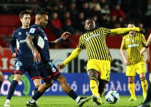 Ο Αθανασιάδης γλίτωσε τον Άρης των δέκα παικτών στις Σέρρες