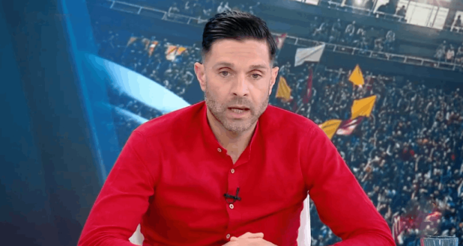 Σπάθας ο… εφευρέτης – Ήθελε ν’ ακυρωθεί και τρίτο γκολ της ΑΕΚ, ανακαλύπτοντας φάουλ (VID)