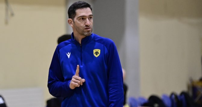 Ταμπουρατζής: «Τον καλύτερό μας εαυτό παρά τις σοβαρές απουσίες»