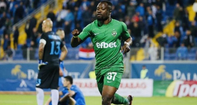 «Ο Νίκολιτς θέλει στην ΑΕΚ τον Μπέρναρντ Τεκπετέι»