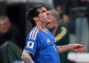 Playoffs Μουντιάλ 2026: Ένα βήμα από τα τελικά η Ιταλία, πρόκριση με τεσσάρες για Κόσοβο και Δανία