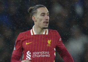 Τσιμίκας: Στη λίστα των υπό αποχώρηση παικτών της Λίβερπουλ, ενόψει της νέας σεζόν