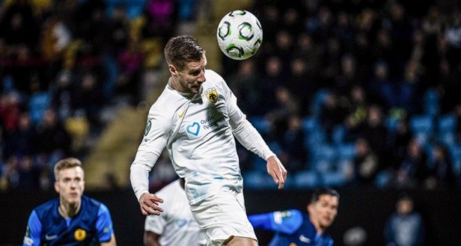 Η «Marca» βλέπει ΑΕΚ – Ράγιο και θυμάται τον Γιόβιτς