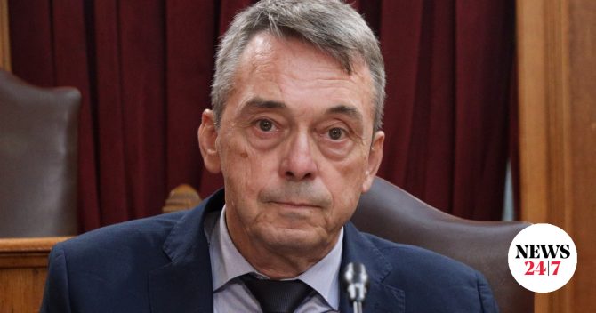 ΟΠΕΚΕΠΕ: Ο Βάρρας χαρακτήρισε “φίλο” τον πρωθυπουργό