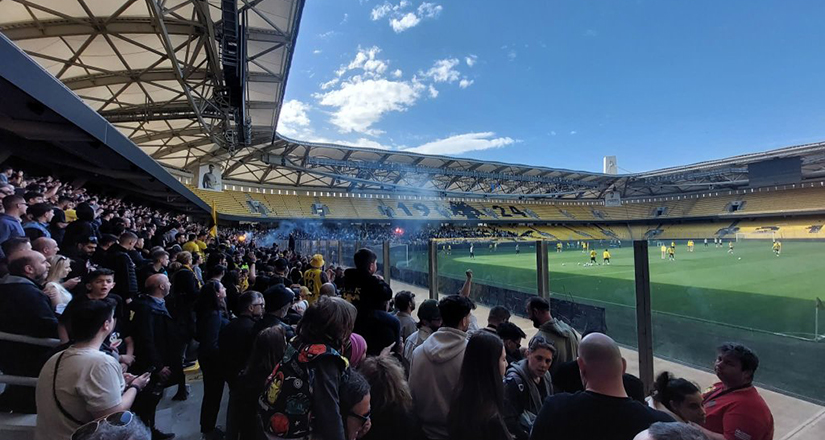 Τρέλα! Πάνω από 8.000 ΑΕΚτζήδες στην προπόνηση: Ομάδα και κόσμος ένα πριν τον ΠΑΟΚ (VID)