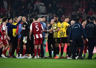 Ένταση από πλευράς Ολυμπιακού στο φινάλε του ντέρμπι