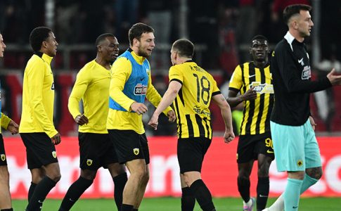 Σε απολογία ΑΕΚ, Ολυμπιακός και ΠΑΟΚ για τα playoffs