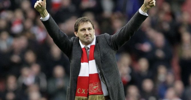 Συγκλονίζει ο Τόνι Άνταμς για τη μάχη με τον αλκοολισμό: “Δεν «βρέχω» πια το κρεβάτι μου, δεν ξυπνάω γεμάτος ντροπή”