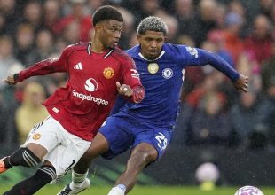 Αθλητικές μεταδόσεις: Πού θα δείτε τα Τσέλσι – Μάντσεστερ Γιουνάιτεντ, Τότεναμ – Μπράιτον, Νάπολι – Λάτσιο και τα υπόλοιπα ματς στα κορυφαία πρωταθλήματα