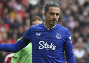 Έβερτον: Ο Γκρίλις μέθυσε ξανά και αποκοιμήθηκε σε μπαρ στο Μάντσεστερ μετά από ξενύχτι