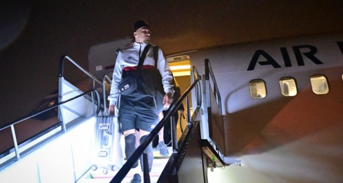 Έφτασε στην Αθήνα η Ράγιο Βαγιεκάνο (pic) Έφτασε στην Αθήνα η Ράγιο Βαγιεκάνο (pic)