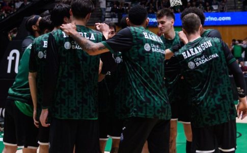 Στην Αθήνα έφτασε και η Μπανταλόνα (pic)