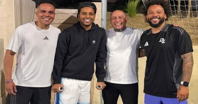 Ρεάλ: Στο πλευρό του Ροντρίγκο ο Ρομπέρτο Κάρλος και ο Μαρσέλο, τον επισκέφθηκαν για να τον στηρίξουν μετά τον τραυματισμό του