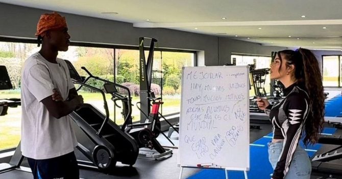 Τσέλσι: Αυτός είναι ο λόγος που ο Τρέβο Τσαλόμπα προσπαθεί να μαθει ισπανικά