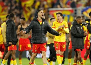 Λανς – Τουλούζ 3-2: Με τεράστια ανατροπή έμεινε ζωντανή στη μάχη για τον τίτλο