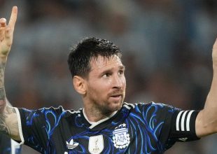 Εθνική Αργεντινής: Σόου Μέσι και συγκινητικές στιγμές στο πιθανόν τελευταίο εντός συνόρων παιχνίδι του με το εθνόσημο