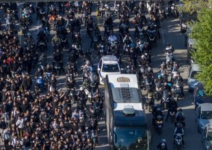 ΠΑΟΚ – Παναθηναϊκός: Χαμός έξω από το Makedonia Palace, χιλιάδες φίλοι του ΠΑΟΚ για να συνοδεύσουν την αποστολή στην Τούμπα