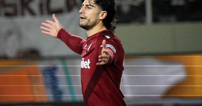 ΑΕΛ Novibet: Πρόβλημα με Σαγάλ, νοκ-άουτ ο Μασόν ενόψει Πανσερραϊκού