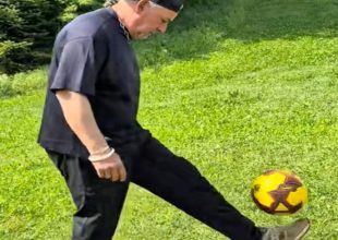 Ιταλία: Έκανε ντεμπούτο στο TikTok ο θρύλος Ρομπέρτο Μπάτζιο και έγινε viral μέσα σε λίγες ώρες