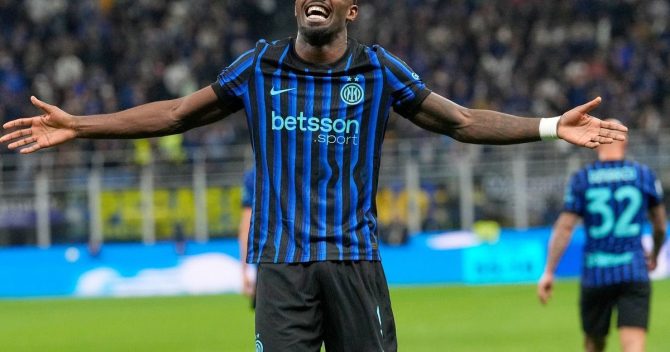 Κόμο – Ίντερ 3-4: Σούπερ ανατροπή τίτλου για τους νερατζούρι κόντρα στην σπουδαία ομάδα του Δουβίκα