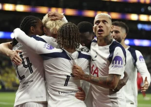 Σάλος στην Τότεναμ: Kινδυνεύει με υποβιβασμό και ανακοίνωσε συνεργασία με brand κινουμένων σχεδίων