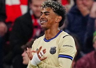 Μπαρτσελόνα: Επέστρεψε στις ρίζες του ο Γιαμάλ, επισκέφθηκε τη γειτονιά όπου ξεκίνησαν όλα