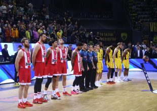 Δίπλα στη Βασίλισσα Πήλιος, Καλοσκάμης και Γκεοργκίεφ