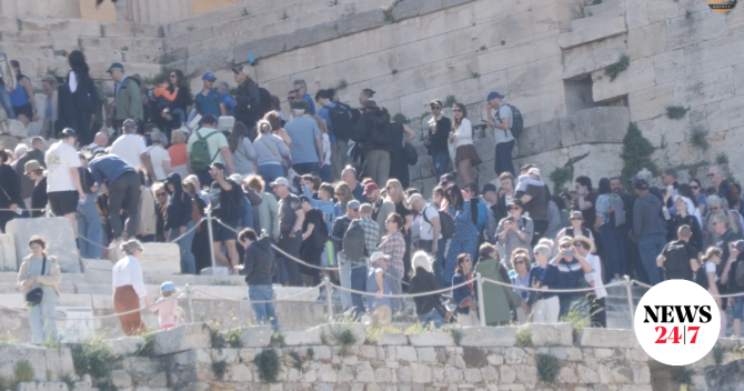 Κοσμοσυρροή στην Ακρόπολη με ελεύθερη είσοδο για τη Διεθνή Ημέρα Μνημείων