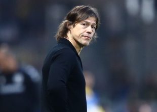 Ξέσπασμα Αλμέιδα κατά Σεβίλλης: “Μία ημέρα πριν με απολύσουν, μου είπαν ότι θα έμενα μέχρι το τέλος”