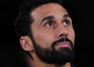 Αρμπελόα: “Ο Εμπαπέ μπορεί να κάνει like σε ανάρτηση του Ζοζέ Μουρίνιο ή της Τζούλια Ρόμπερτς”