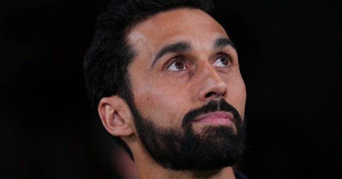 Αρμπελόα: “Ο Εμπαπέ μπορεί να κάνει like σε ανάρτηση του Ζοζέ Μουρίνιο ή της Τζούλια Ρόμπερτς”