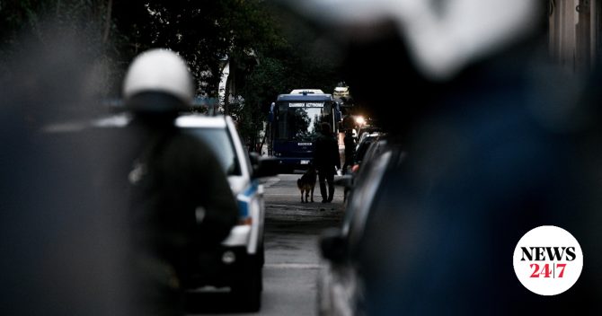 Θεσσαλονίκη: Επιχείρηση της Αστυνομίας σε εγκαταλελειμμένο κτίριο