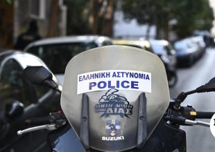 Θεσσαλονίκη: Έφοδος της ΕΛ.ΑΣ σε οίκους ανοχής