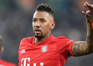 Μπόατενγκ: Κινδυνεύει με ποινή φυλάκισης έως ενός έτους για οδήγηση χωρίς δίπλωμα