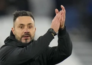 Τότεναμ: Ο Ντε Τζέρμπι χρησιμοποιεί videos από το Youtube για να εμπνεύσει τους παίκτες του, στη μάχη που δίνουν για παραμονή