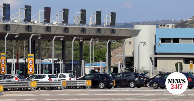 Έξοδος Πάσχα: 320.000 οχήματα έφυγαν σε δύο ημέρες