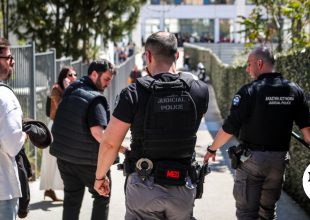 Θέμα στα διεθνή MME ο 89χρονος που άνοιξε πυρ σε ΕΦΚΑ και Εφετείο