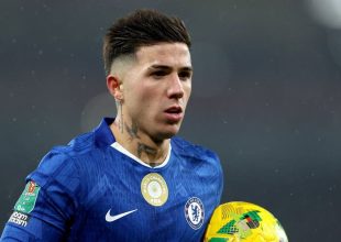 Τσέλσι: Εκτός από τα δύο επόμενα ματς ο Έντσο Φερνάντες με απόφαση Ροσένιορ