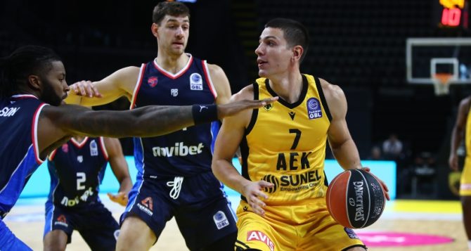 LIVE: Πανιώνιος – ΑΕΚ