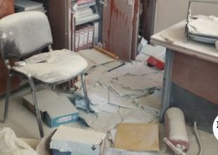 Γλυφάδα: Βανδάλισαν το 5ο Γυμνάσιο και Λύκειο – Πήραν υπολογιστές και 8.000 ευρώ