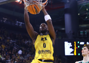 Γκρέι: «Γιατί να μην γράψουμε ιστορία; Είμαι πεινασμένος για μεγάλα πράγματα στην ΑΕΚ»