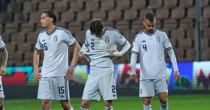 Εθνική Ιταλίας: Οπαδοί πέταξαν αυγά στα κεντρικά γραφεία της ομοσπονδίας, μετά από τον αποκλεισμό